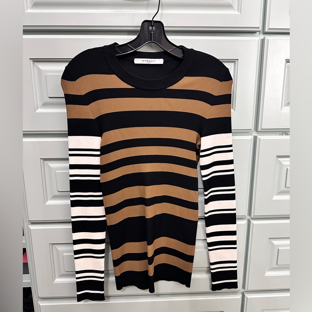 Givenchy sweater